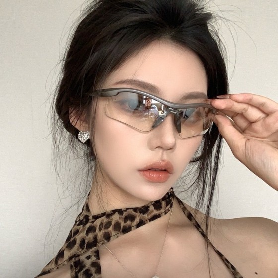 欧美户外运动骑行眼镜登山夜骑太阳镜连体银色护目防风镜墨镜男女