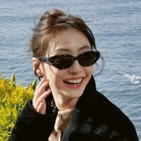 爆款高品质可折叠眼镜网红同款男猫眼墨镜女高级感轻便折叠太阳镜